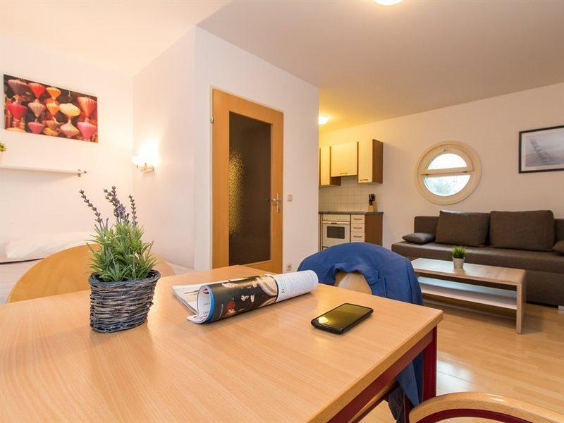 Apartmenthaus Hietzing I Contactless Check-in Apartment Vienna