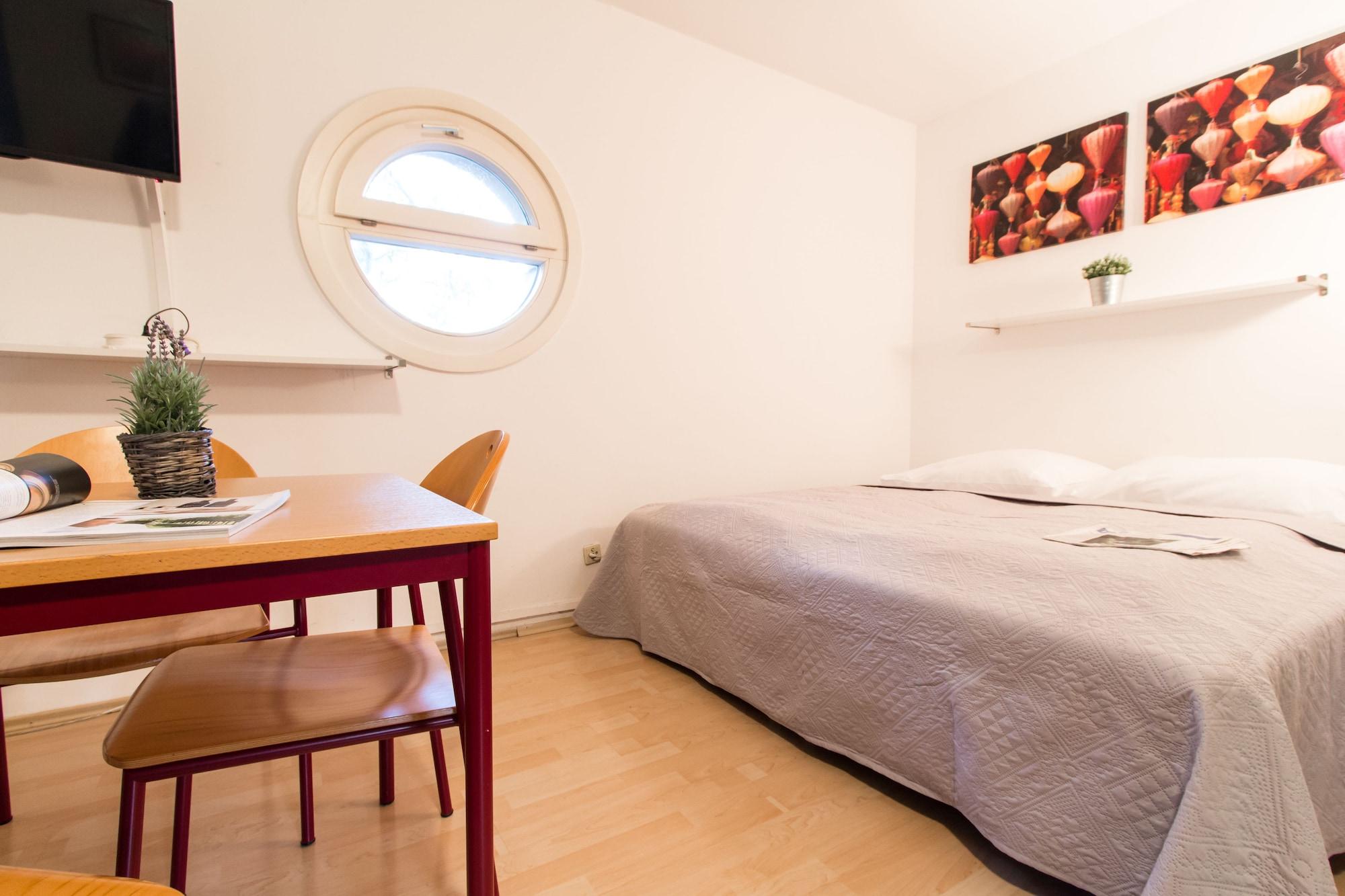 Apartmenthaus Hietzing I Contactless Check-in Apartment