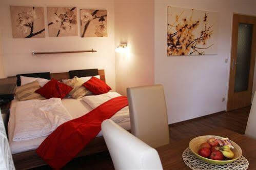 Apartmenthaus Hietzing I Contactless Check-in Vienne
