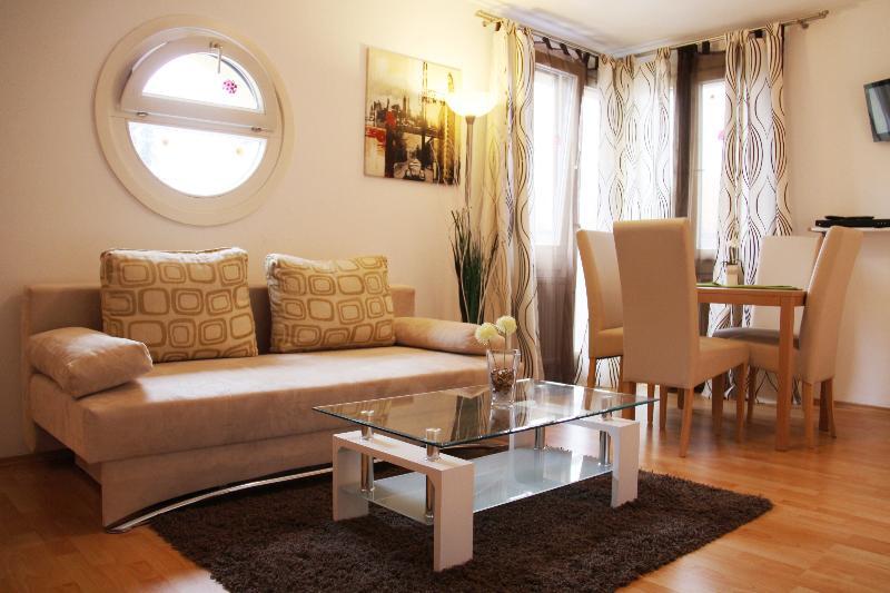 Apartmenthaus Hietzing I Contactless Check-in * Vídeň
